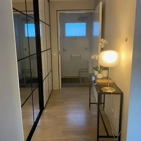 Lovely 1-bedroom With Patio And Sauna タンペレ