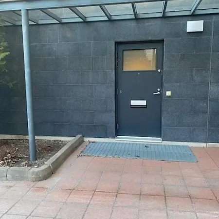Lovely 1-bedroom With Patio And Sauna Lejlighed *