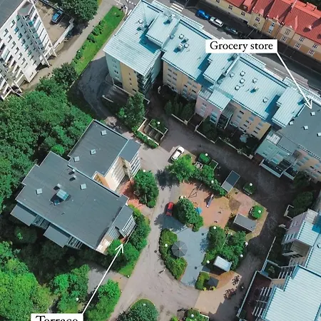 Lovely 1-bedroom With Patio And Sauna